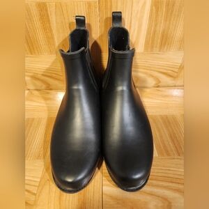 Gap Rubber Chelsea Black Rain Boots Women's  Size 9
